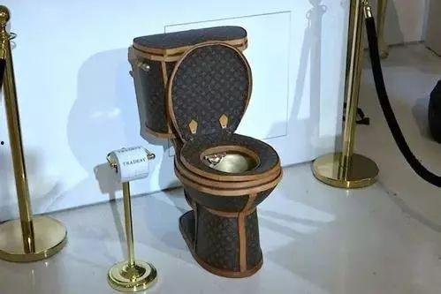 马桶吃瓜群众,揭秘网络热议背后的真相