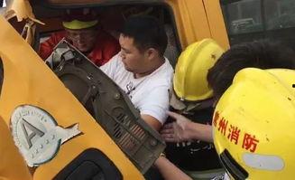 吃瓜群众消防员视频,吃瓜群众镜头记录感人瞬间