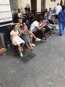 吃瓜群众感动图片搞笑版